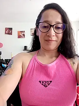 emilypoppy3 online show from March 12, 8:26 pm