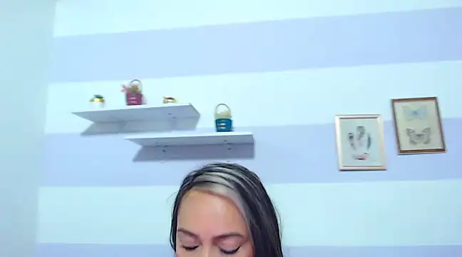 Snapshot of kimberlyvega chatting on January 11, 6:01 pm kimberlyvega online show from January 11, 6:01 pm