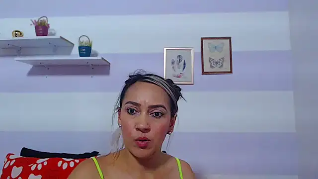 kimberlyvega online show from March 19, 6:56 pm