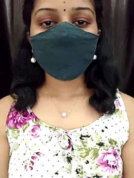 Angleannie online show from April 11, 4:44 pm