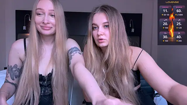 Snapshot of Femdom_Lola chatting on February 11, 7:24 am Femdom Lola online show from February 11, 7:24 am