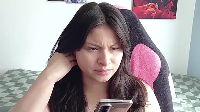 jessica gomez online show from October 24, 12:45 pm