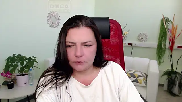 Lily flower7 online show from October 6, 7:50 am