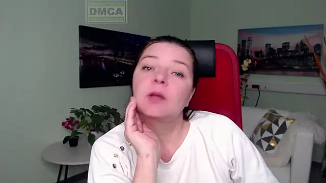 Lily flower7 online show from November 19, 4:45 am