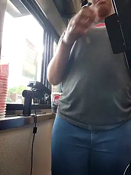 samone9 online show from October 15, 1:55 pm