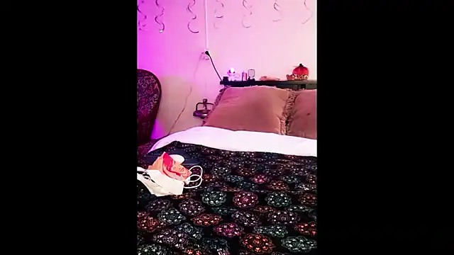 samone9 online show from October 25, 7:52 pm