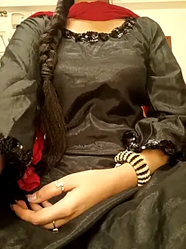 Snapshot of Ruchi-34 chatting on July 4, 9:32 pm Ruchi-34 online show from July 4, 9:32 pm