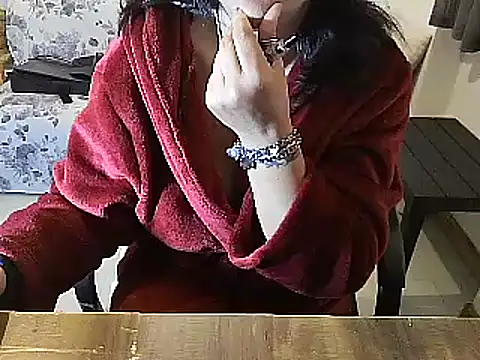 Snapshot of 45marina45 chatting on March 13, 8:37 am 45marina45 online show from March 13, 8:37 am