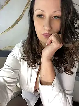 Katie-n online show from July 17, 7:04 am