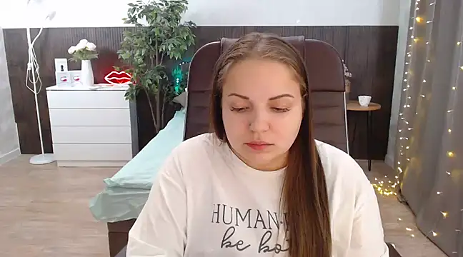 Snapshot of Crazyy_girl_ chatting on March 2, 11:39 am Crazyy girl online show from March 2, 11:39 am