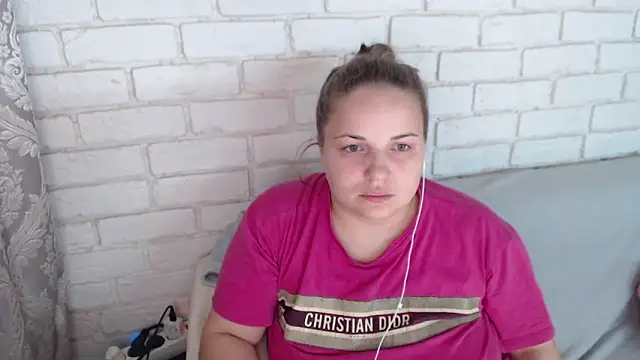 Snapshot of Crazyy_girl_ chatting on November 6, 3:35 pm Crazyy girl online show from November 6, 3:35 pm