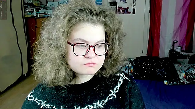 Snapshot of Sashy_Way chatting on October 24, 10:55 am Sashy Way online show from October 24, 10:55 am