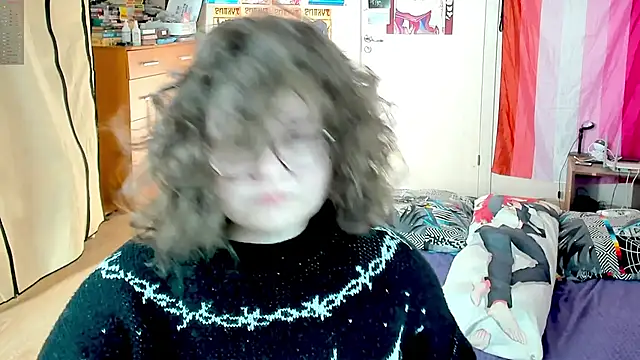 Snapshot of Sashy_Way chatting on October 27, 8:51 am Sashy Way online show from October 27, 8:51 am