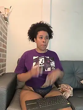 EmmilyBrant online show from February 10, 12:20 pm