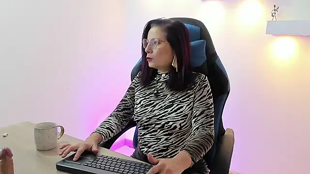 ada mclaine online show from March 5, 12:34 pm