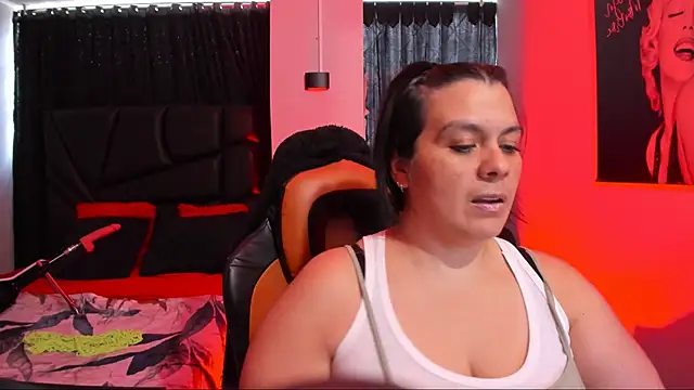martina foxy  online show from January 24, 5:42 pm