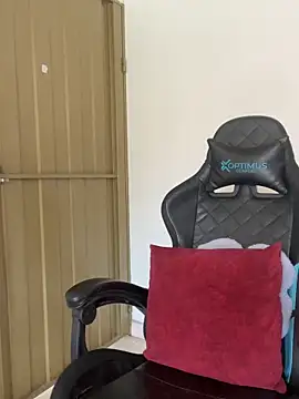 ivanna rivera online show from April 21, 3:50 pm