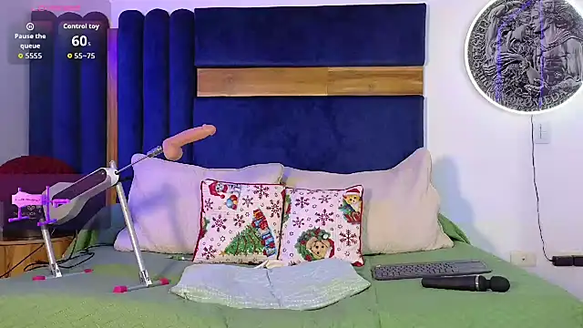 Snapshot of Andromeda-jade chatting on February 8, 4:16 am Andromeda-jade online show from February 8, 4:16 am