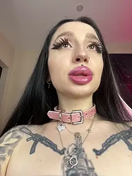 Molly  Moon online show from April 16, 3:07 am