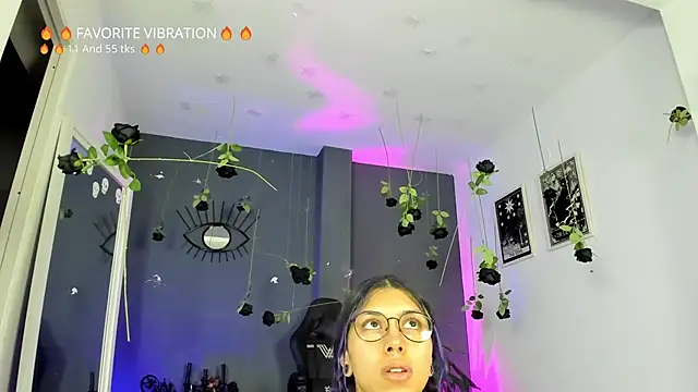 Raven Witch  online show from March 24, 6:02 pm