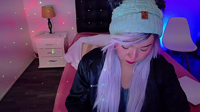 Snapshot of Cuckold_lover69 chatting on January 15, 3:54 am Cuckold lover69 online show from January 15, 3:54 am