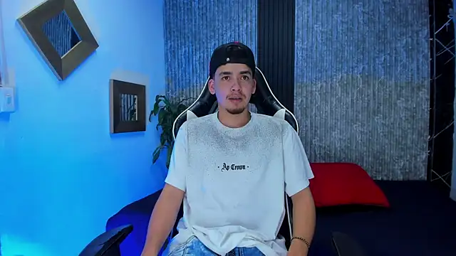 Mike 0233  online show from January 14, 4:29 am