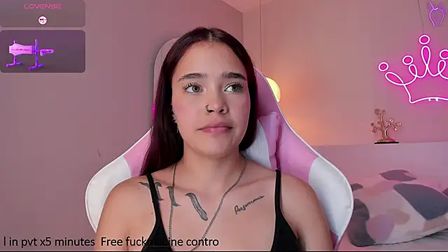 violeth hill online show from January 13, 11:06 pm