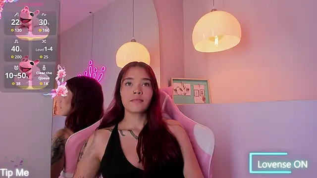 Snapshot of violeth_hill chatting on November 30, 8:24 pm violeth hill online show from November 30, 8:24 pm