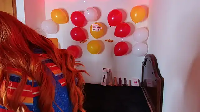 Snapshot of juli05star20 chatting on October 31, 9:38 pm juli05star20 online show from October 31, 9:38 pm