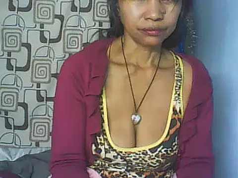 Snapshot of nene_belle chatting on June 26, 7:57 am nene belle online show from June 26, 7:57 am
