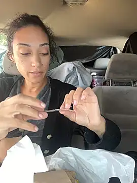 starrynikki online show from December 2, 7:27 pm