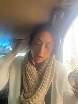 starrynikki online show from December 3, 4:39 pm