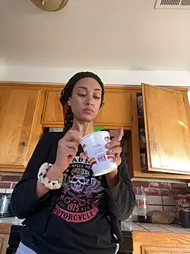 starrynikki online show from December 30, 9:50 pm