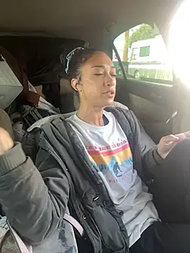 starrynikki online show from February 3, 5:24 pm