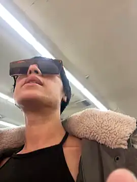 starrynikki online show from March 5, 9:48 pm