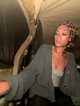 starrynikki online show from October 7, 3:04 am