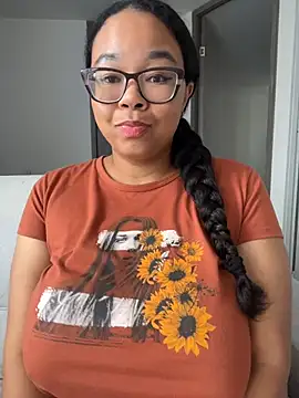 XMara online show from February 13, 3:30 pm