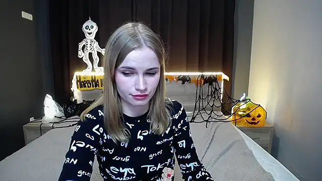 Snapshot of MargaritaKiss chatting on October 22, 6:51 pm MargaritaKiss online show from October 22, 6:51 pm