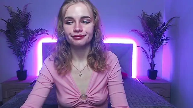 Snapshot of MargaritaKiss chatting on November 5, 7:25 pm MargaritaKiss online show from November 5, 7:25 pm