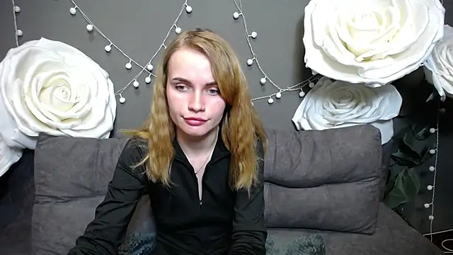 Snapshot of MargaritaKiss chatting on November 15, 8:05 pm MargaritaKiss online show from November 15, 8:05 pm