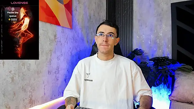 CodyWalkerR online show from May 22, 5:40 pm