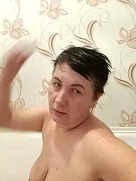 NicoleOlla online show from January 3, 1:36 pm