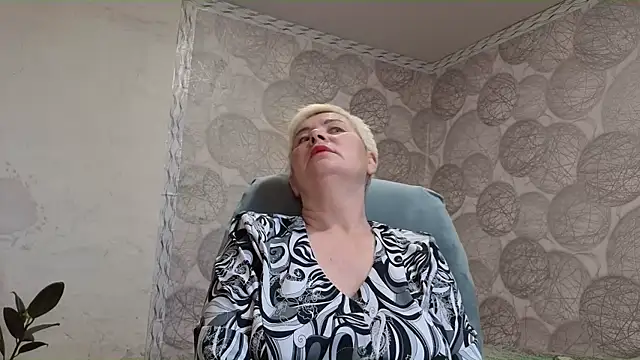 NicoleOlla online show from October 28, 2:48 am