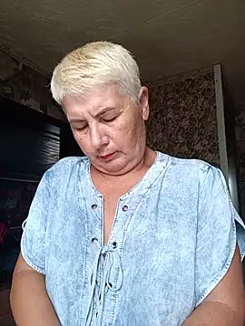 NicoleOlla online show from July 6, 4:42 am