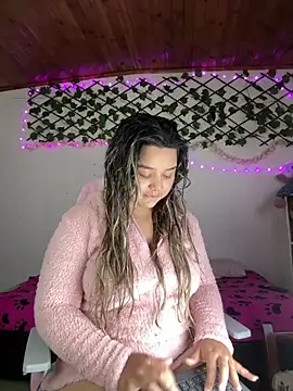 Snapshot of Pucaa_ chatting on July 12, 12:45 am Pucaa online show from July 12, 12:45 am