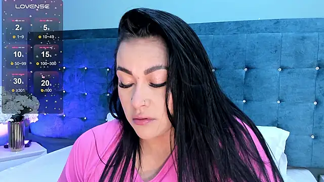 Snapshot of Miss_Ambeer chatting on February 26, 11:30 am Miss Ambeer online show from February 26, 11:30 am
