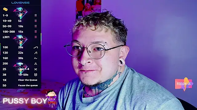 Snapshot of princeFtm chatting on January 15, 2:54 pm princeFtm online show from January 15, 2:54 pm