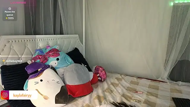 Snapshot of lovekaylaa chatting on December 30, 11:26 am lovekaylaa online show from December 30, 11:26 am