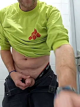 Snapshot of smartzy chatting on October 14, 9:10 am smartzy online show from October 14, 9:10 am