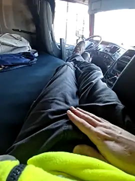 Snapshot of smartzy chatting on November 26, 10:05 am smartzy online show from November 26, 10:05 am